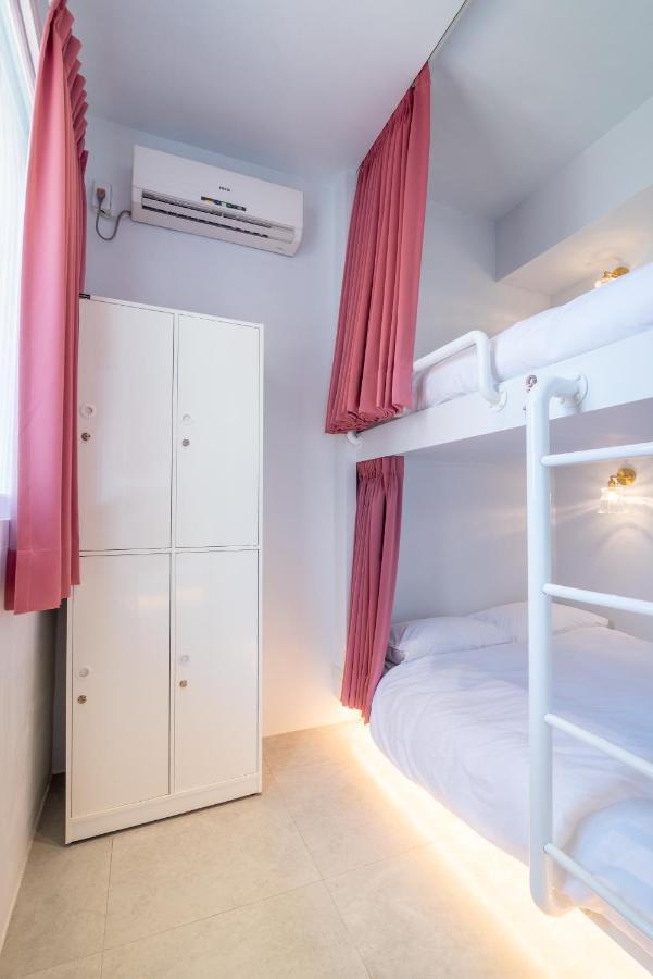 W3 Hostel Luodong Exteriör bild