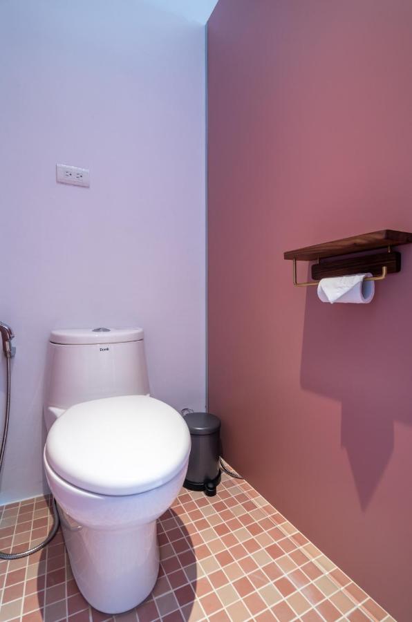 W3 Hostel Luodong Exteriör bild