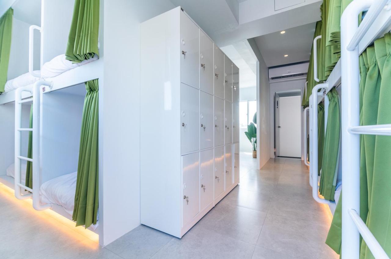 W3 Hostel Luodong Exteriör bild
